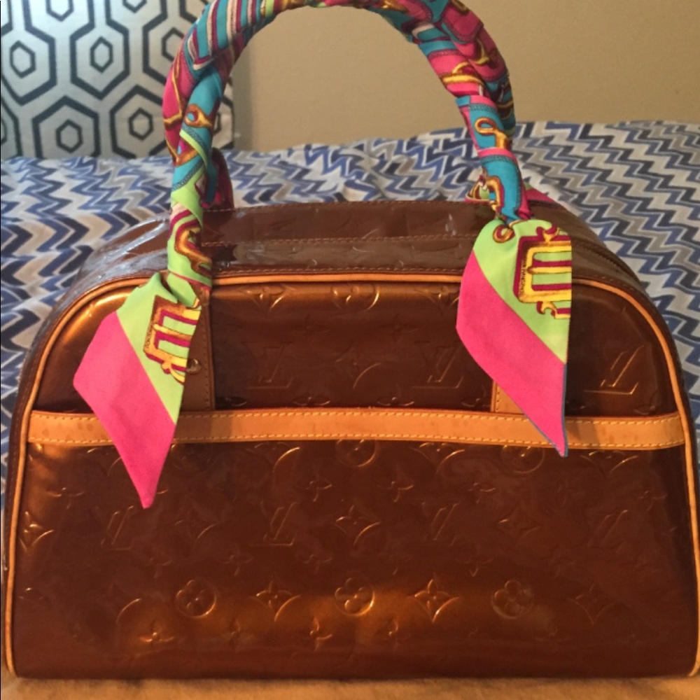 💐100% Authentic 💐Louis Vuitton Monogram Vernis